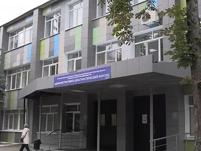 В ГКБ № 6 продолжается работа по укреплению кадрового состава.